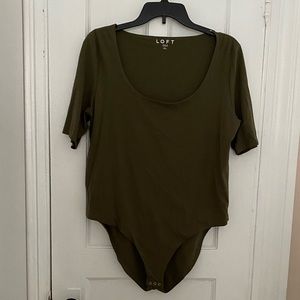 Loft Scoop Neck Short Sleeve Bodysuit